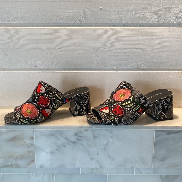 Jeffrey Campbell Floral Snake Embossed Mules Size 8 - Picture 5 of 11